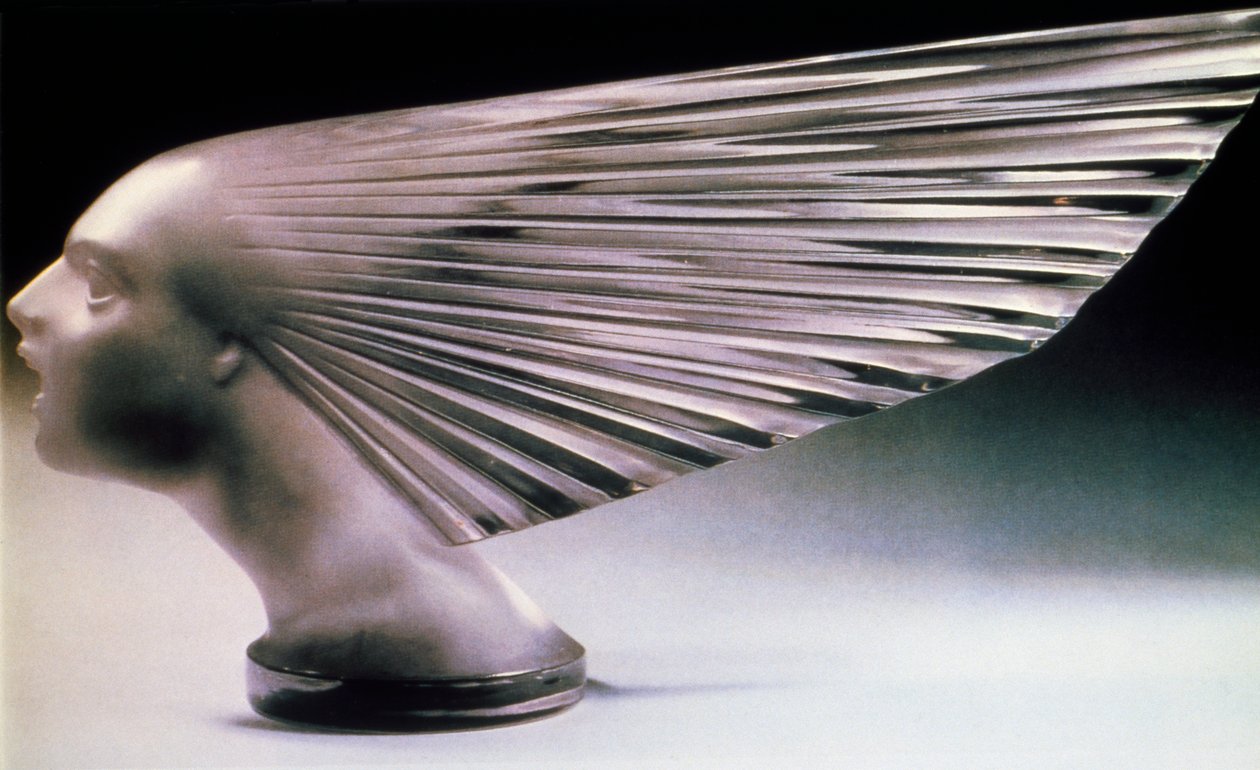 Victoire (Victory) jäähdyttimen korkki tekijältä Rene Jules Lalique