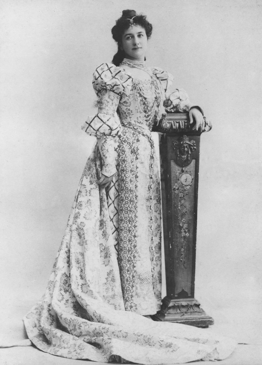 Sigrid Arnoldsonin muotokuva tekijältä Reutlinger Studio