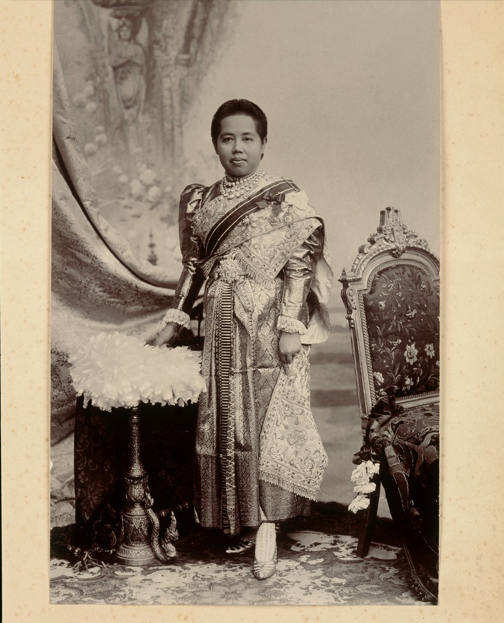 Kuningatar Saovabha Bongsri, 1890 tekijältä Robert Lenz