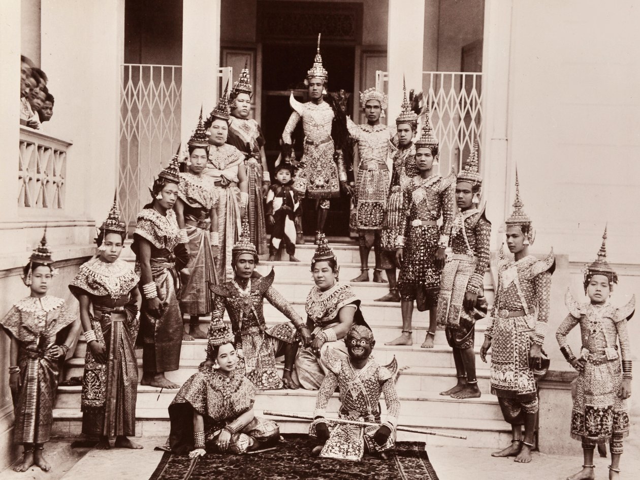 Thaimaan klassiset tanssijat, n. 1900 tekijältä Robert Lenz