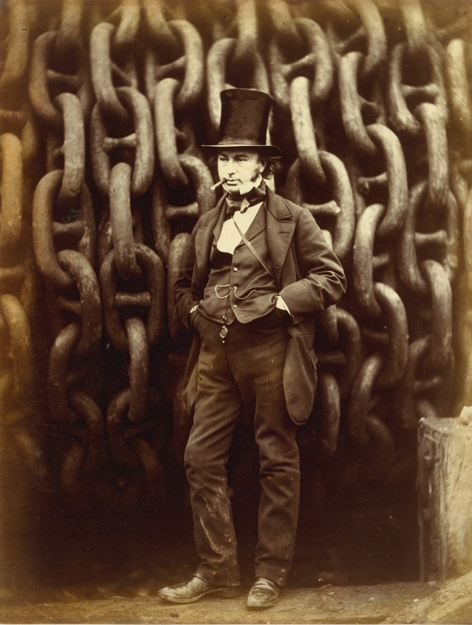 Isambard Kingdom Brunel Standing Before the Launching Chains of the Great Eastern...painettu 1863-64. tekijältä Robert Howlett