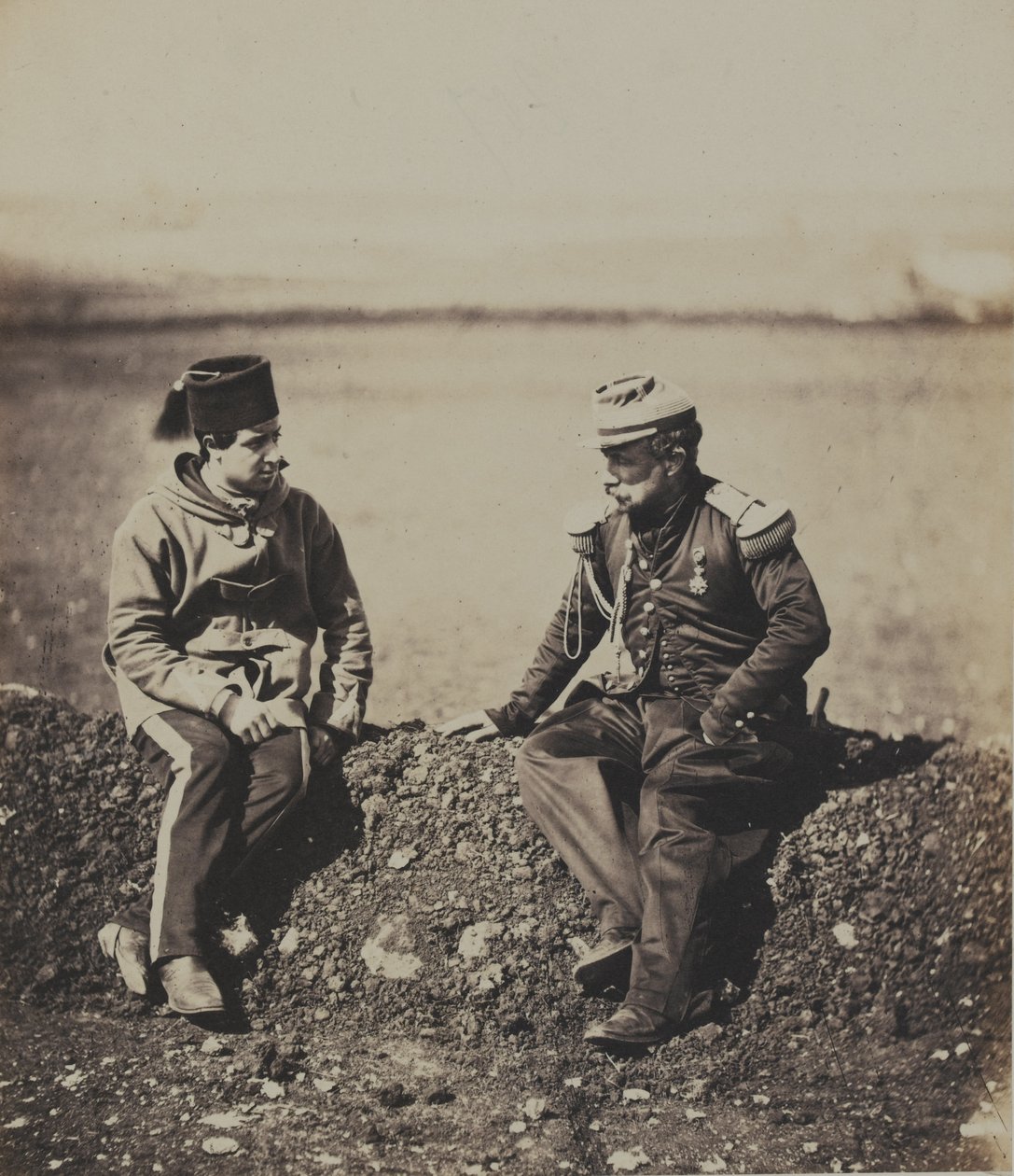 Kenraali Cisse ja esikuntaupseeri tekijältä Roger Fenton