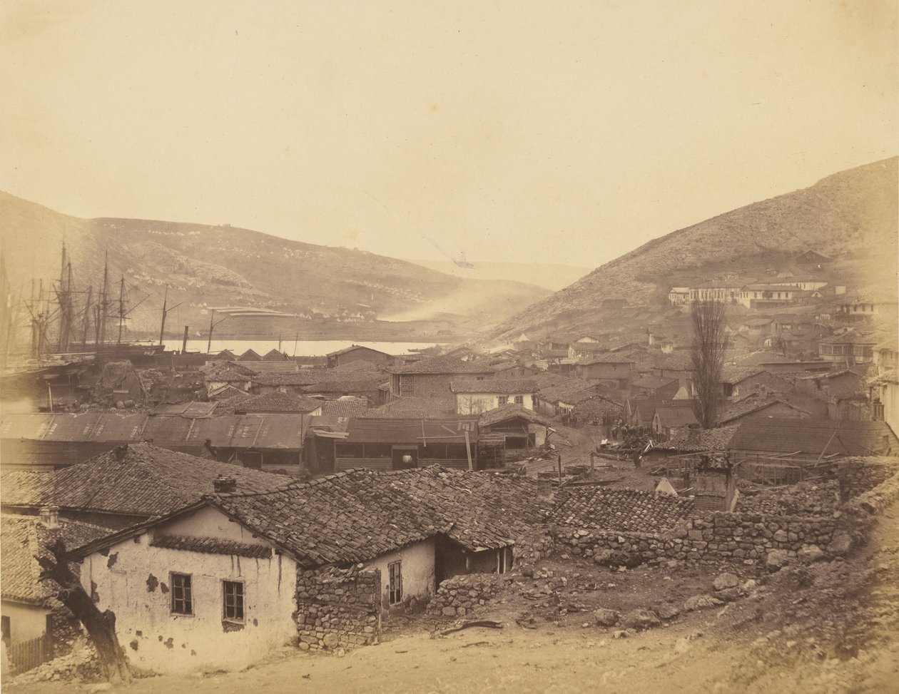Balaklavan yleisnäkymä tekijältä Roger Fenton