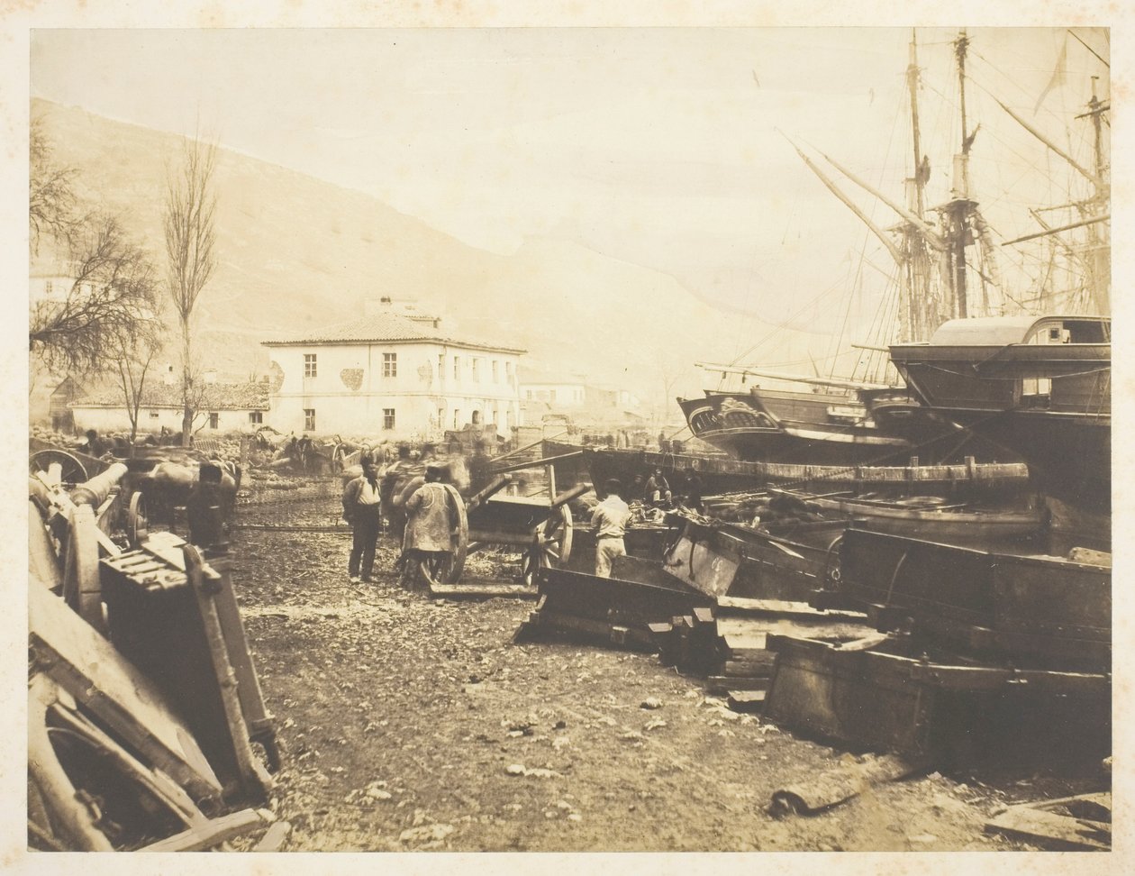 Maihinnousupaikka, Ordnance Wharf, Balaklava tekijältä Roger Fenton