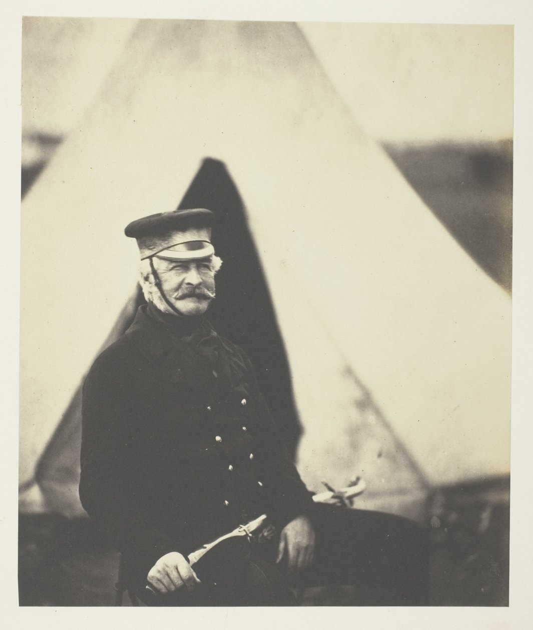 Kenraaliluutnantti Sir Richard England, K.C.B. tekijältä Roger Fenton