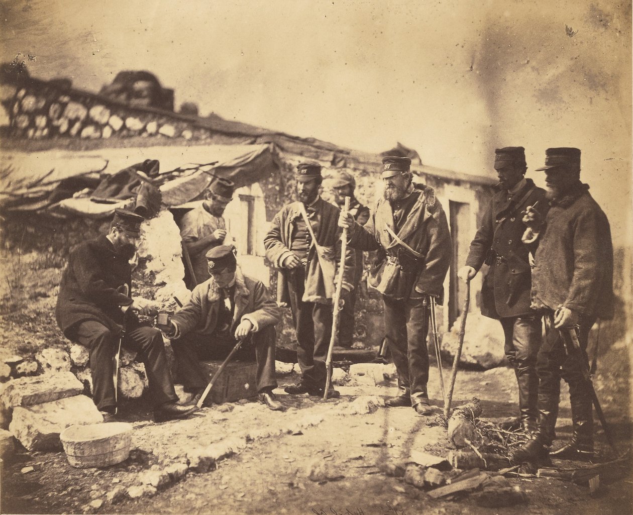 Everstiluutnantti Shadforth ja 57. rykmentin upseerit tekijältä Roger Fenton