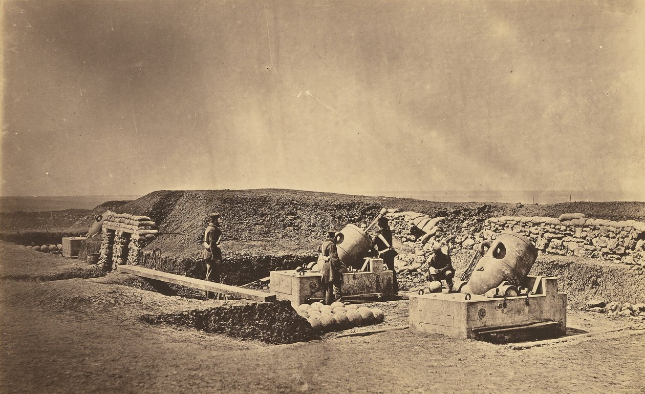 Kranaatinheitinpatterit Picquet Housen edustalla, kevyt divisioona. tekijältä Roger Fenton