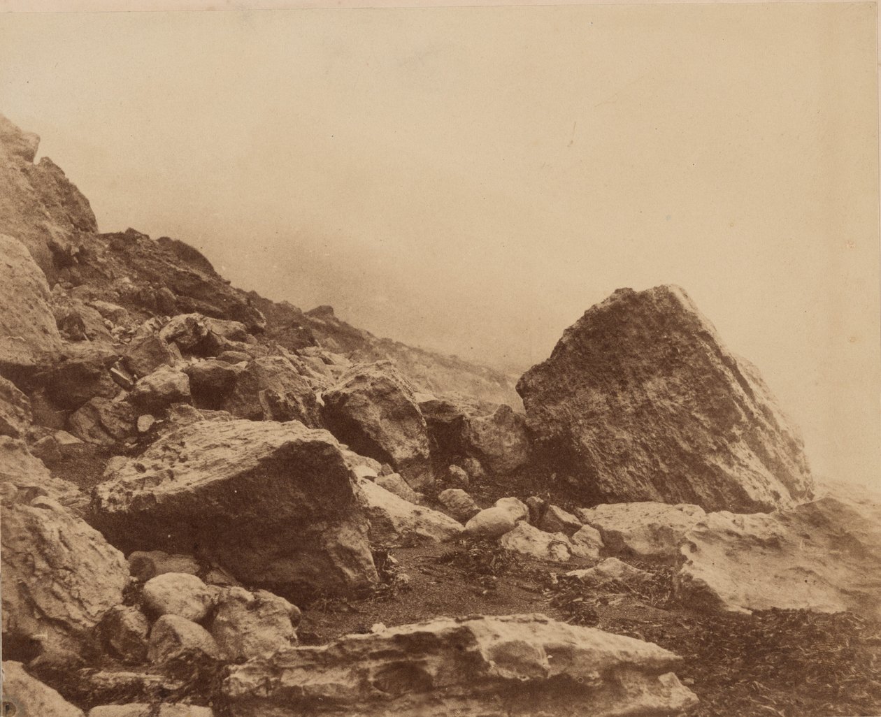 Rocken End myrskyssä, Isle of Wight,c. 1853 (kuva) tekijältä Roger Fenton
