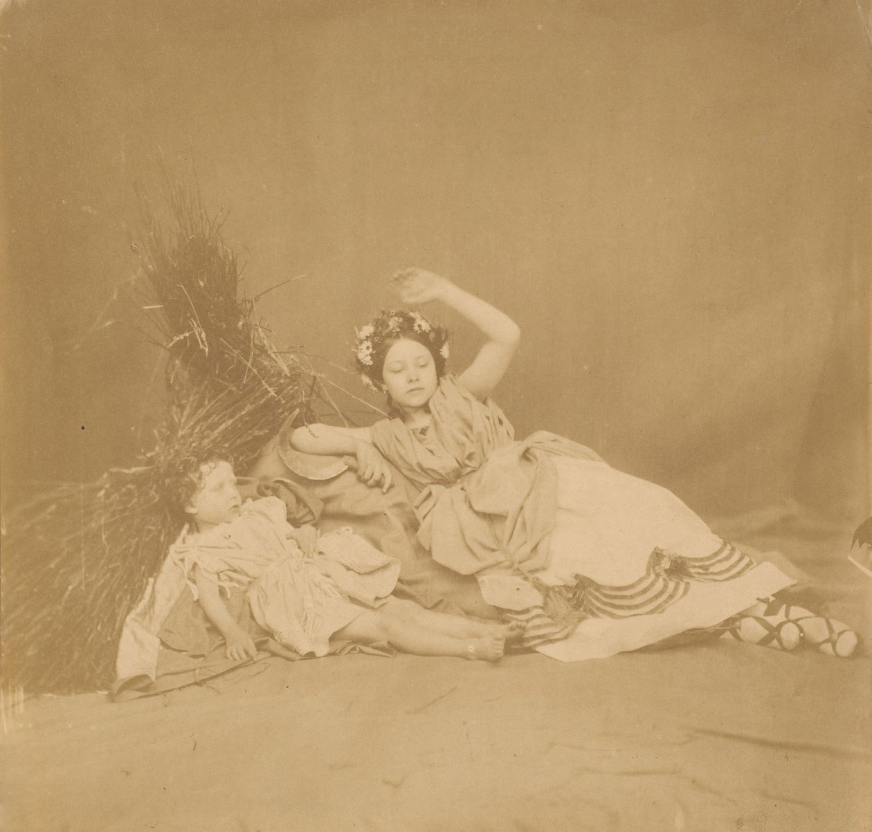 Royal Children in Tableau of the Seasons, 1854. tekijältä Roger Fenton
