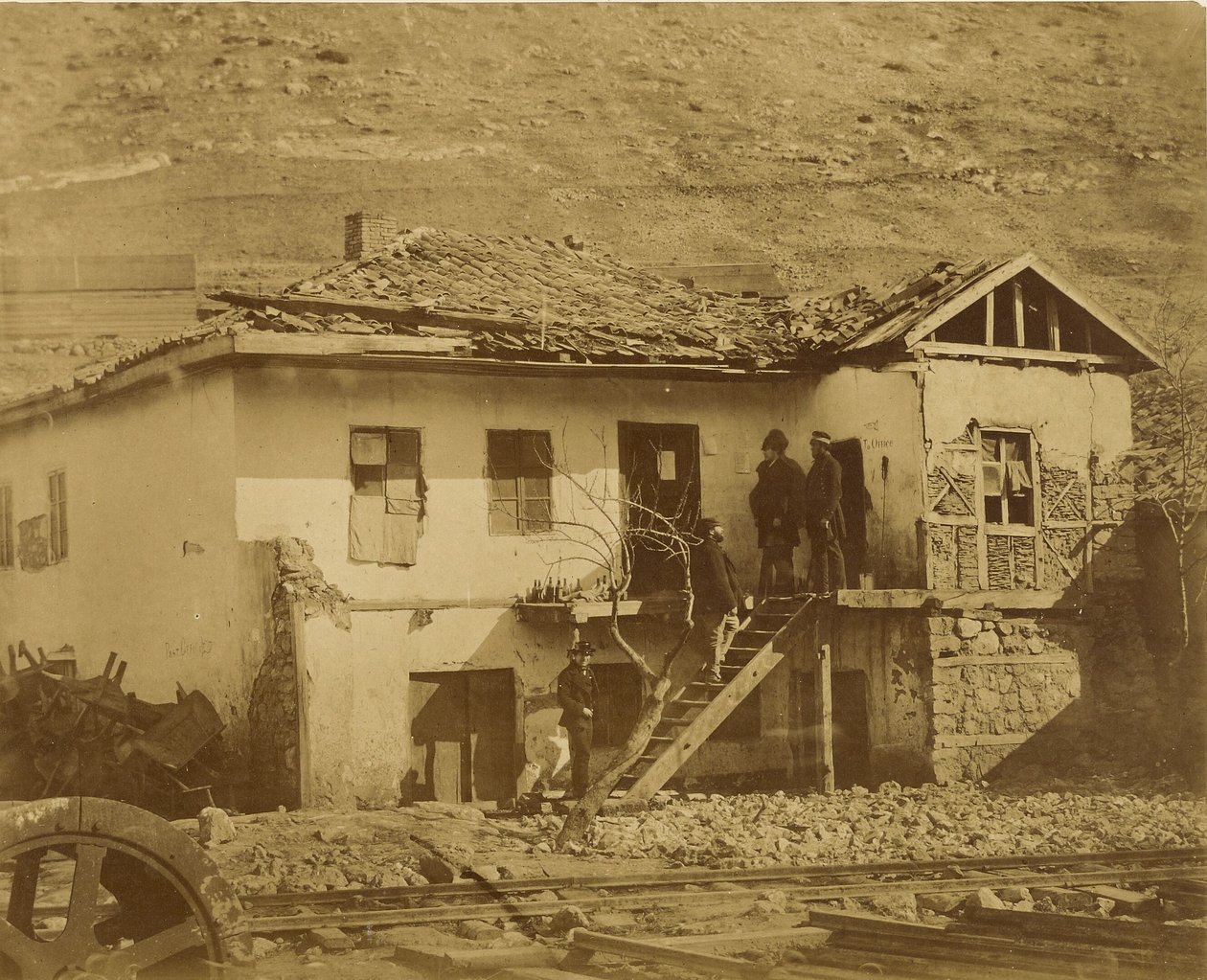 Vanha postitoimisto, Balaklava. tekijältä Roger Fenton