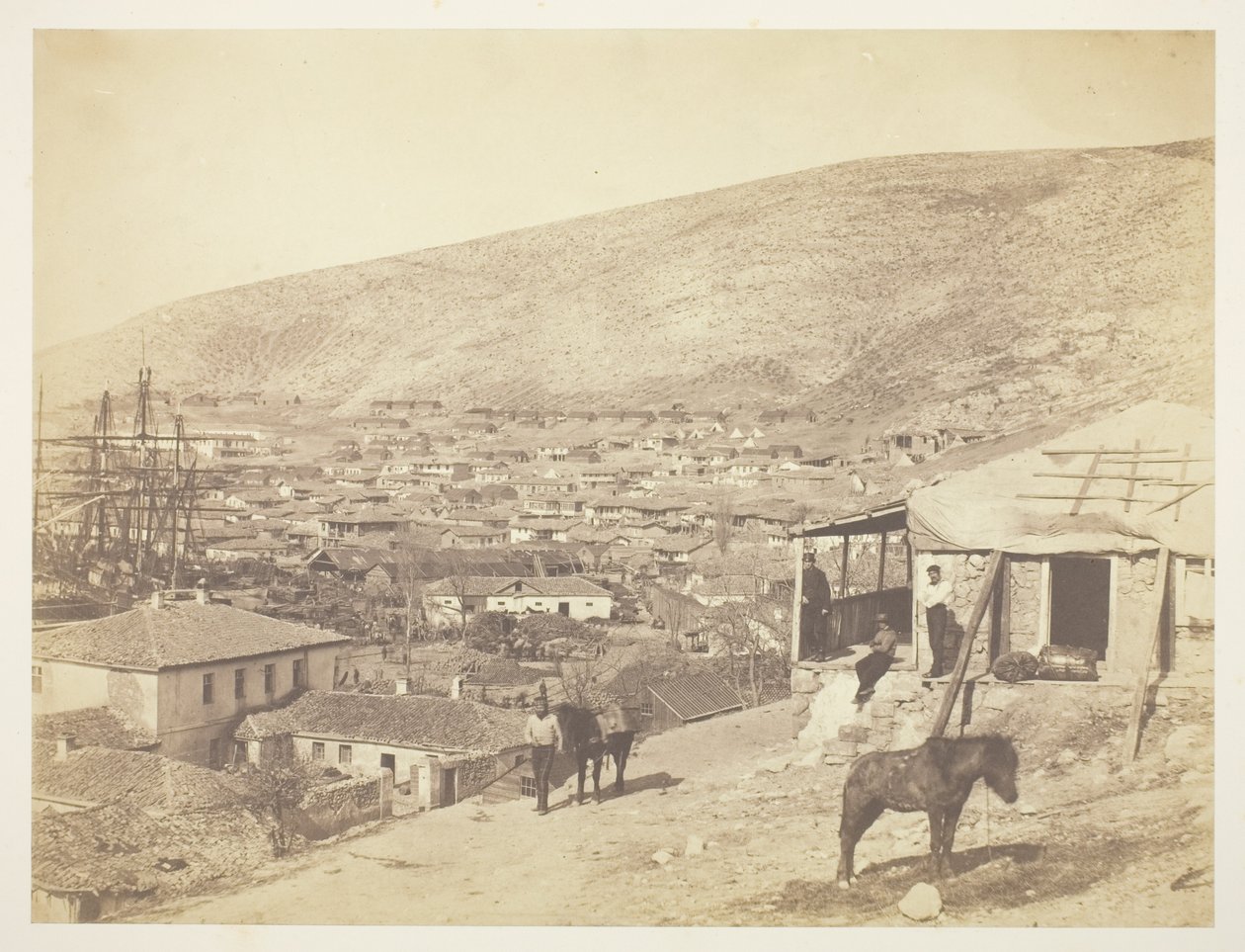 Balaklavan kaupunki tekijältä Roger Fenton