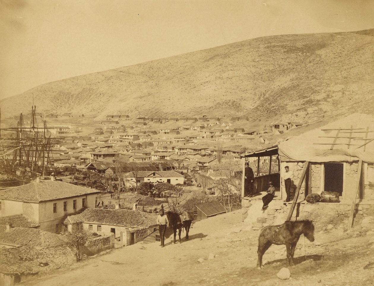 Balaklavan kaupunki tekijältä Roger Fenton