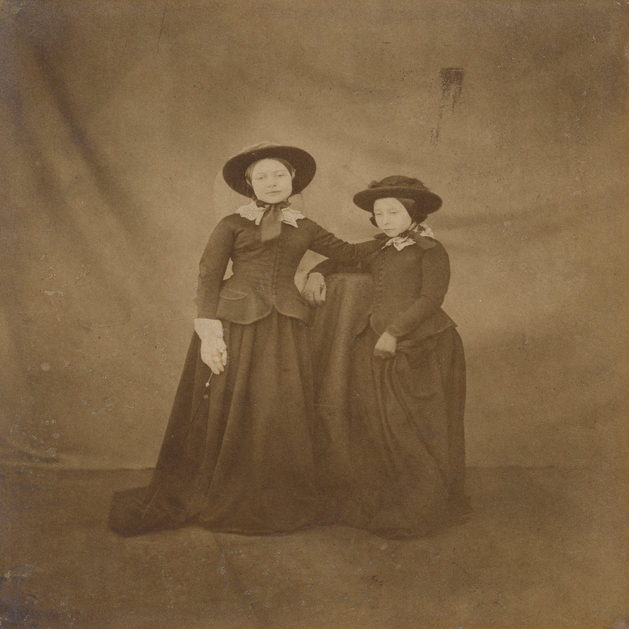 Victoria, Princess Royal, ja prinsessa Alice tekijältä Roger Fenton