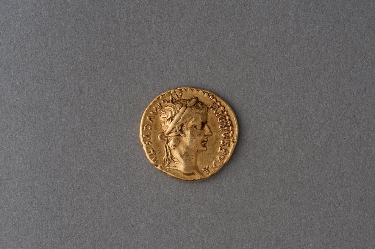 Tiberiuksen Aureus (kulta) tekijältä Roman