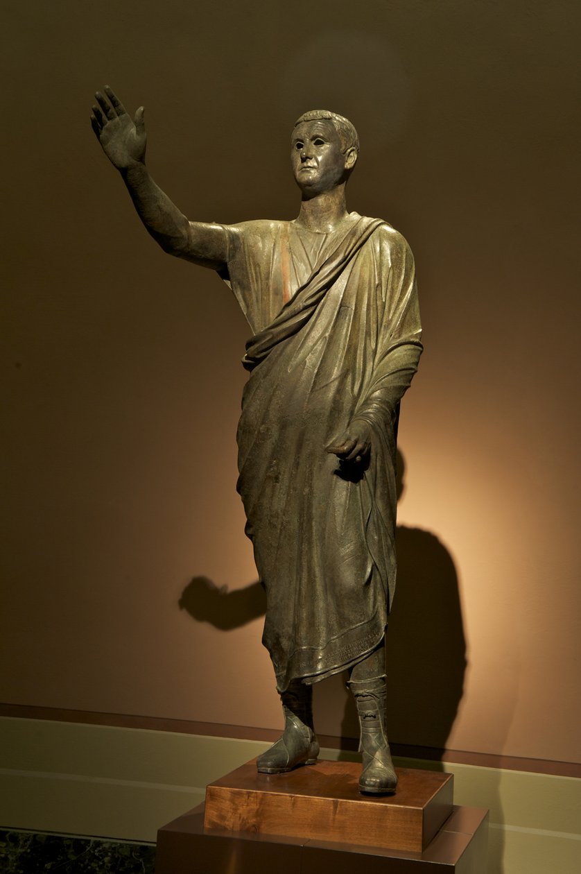 Etruskien patsas Aule Metele, puhuja (pronssi) tekijältä Roman