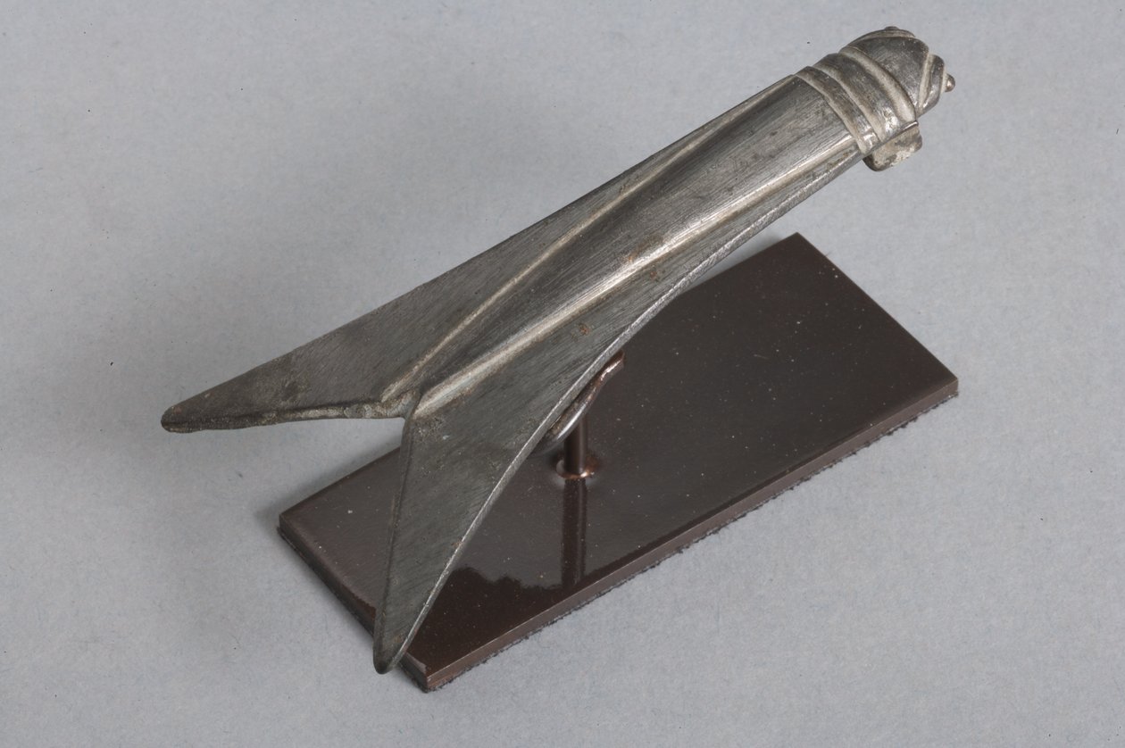 Sirkkaluun sääriluu (pronssisäiliö) (ks. myös 325662) tekijältä Roman
