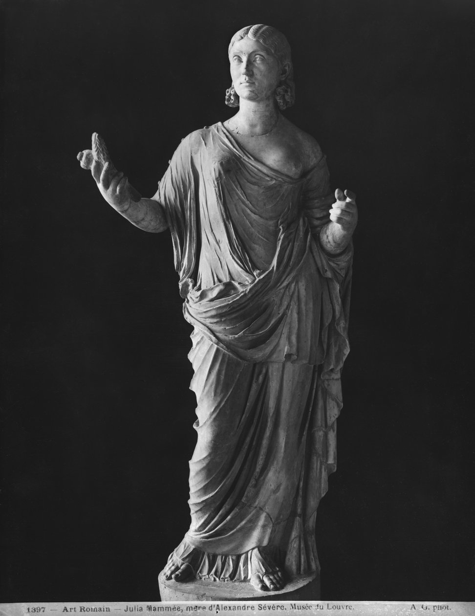 Julia Mamaea (180-235 jKr) keisari Severus Aleksanterin (205-235 jKr) äiti n. 230 (marmori) tekijältä Roman