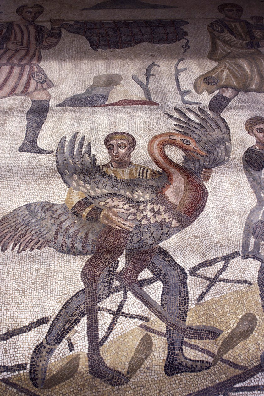 Mies kantaa joutsenta, yksityiskohta metsästyskohtauksesta (mosaiikki) tekijältä Roman