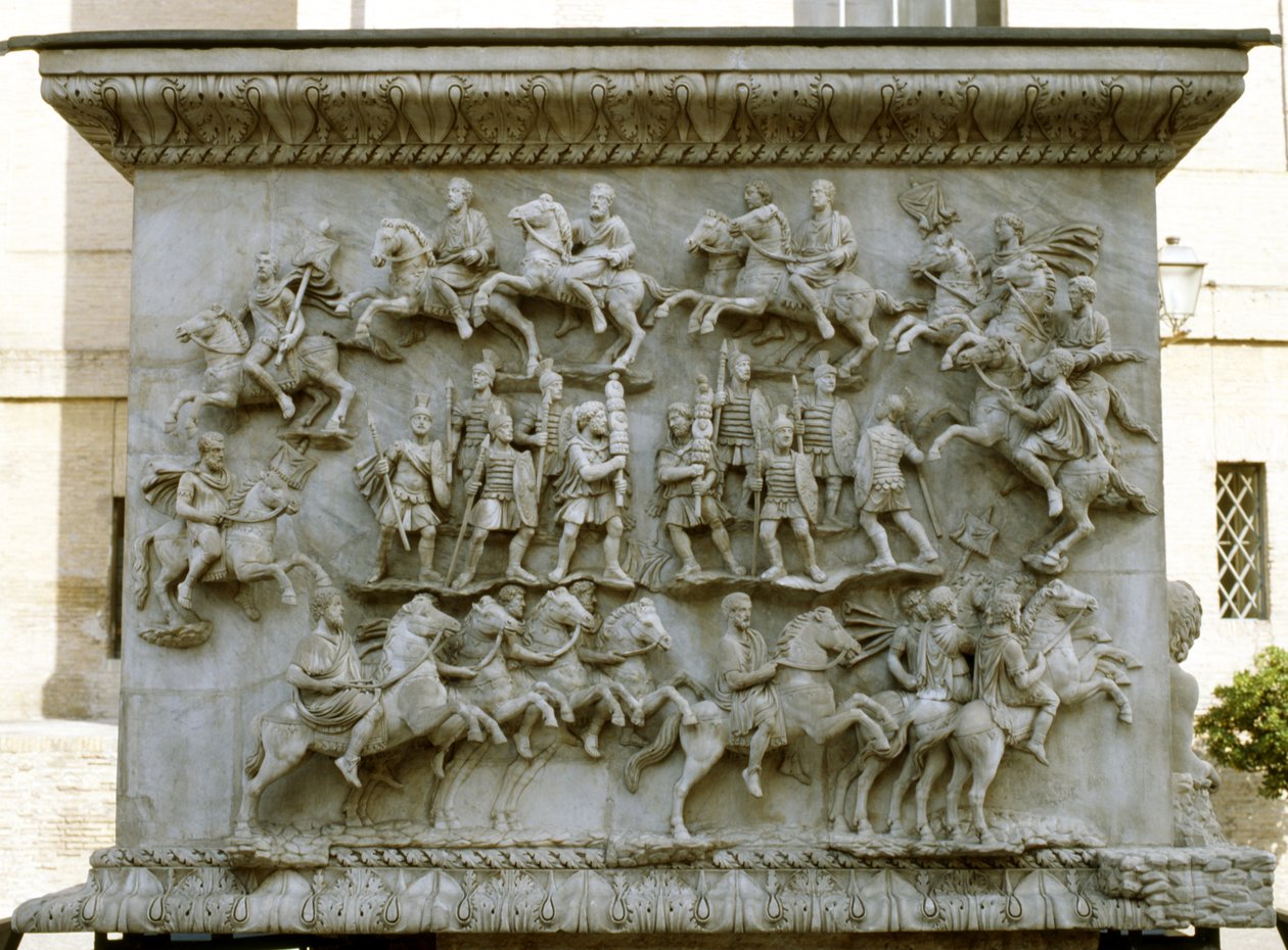 Sotilaallinen paraati, Antoninus Piuksen pylvään juurelta, n. 161 tekijältä Roman