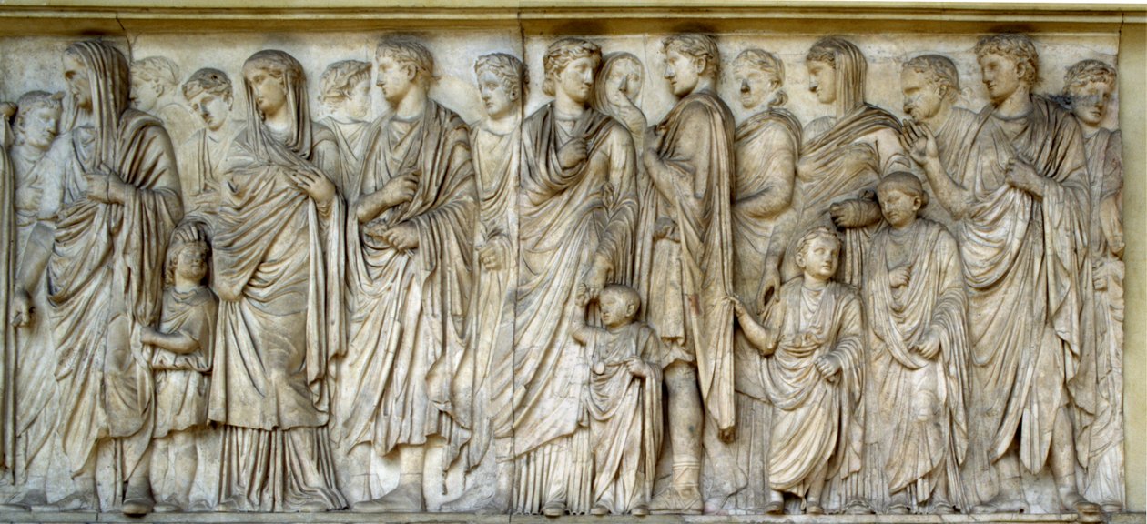 Kulkue, Ara Paciksen eteläseinä (marmori) tekijältä Roman