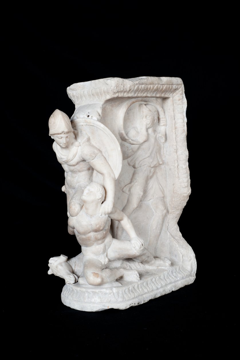 Relief soturin ja ritarin kanssa (marmori) tekijältä Roman