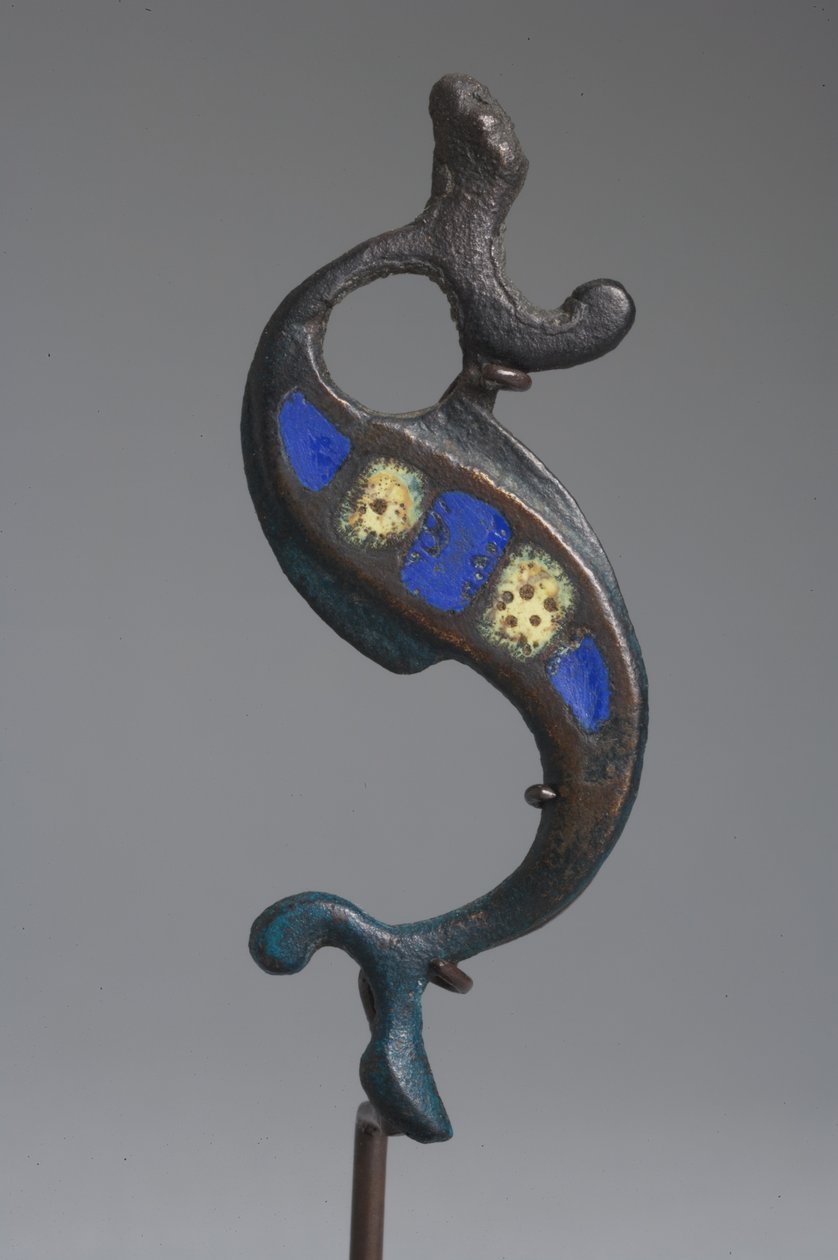 Romanokelttiläinen "Dragonesque" fibula (pronssi) tekijältä Roman
