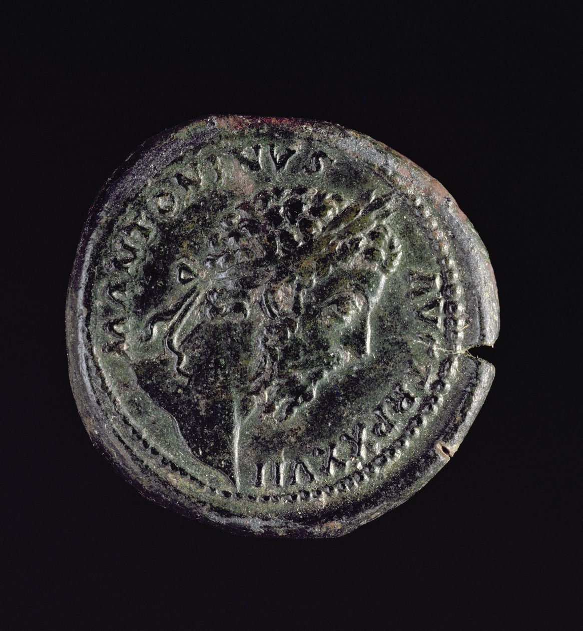 Marcus Aureliuksen (161–180 jKr.) lyömä Sestertius (kääntöpuoli) Marcus Aureliuksen (121–180) pään kanssa (kääntöpuoli katso 119154) tekijältä Roman