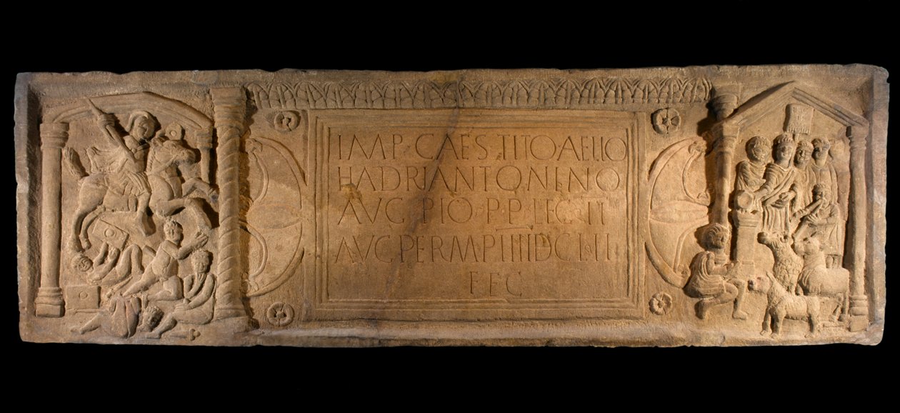 Huonekalut ja erilaiset esineet 1100- ja 1300-luvuilta tekijältä Roman