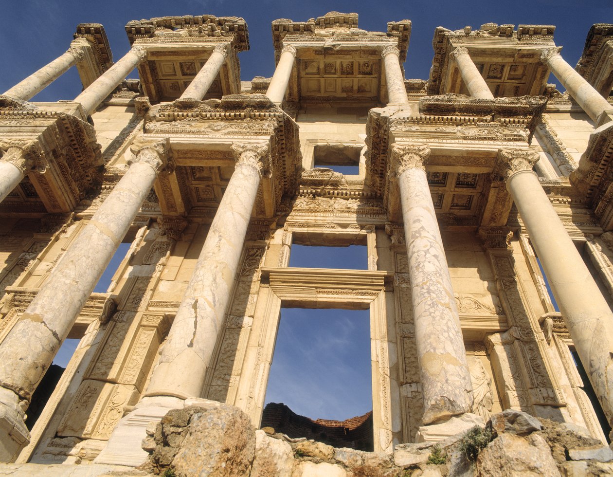 Celsus-kirjasto, rakennettu vuonna 135 jKr tekijältä Roman