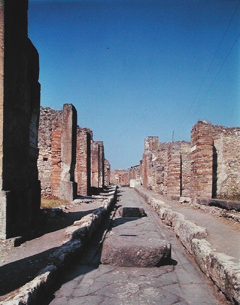 Via degli Augustali tekijältä Roman