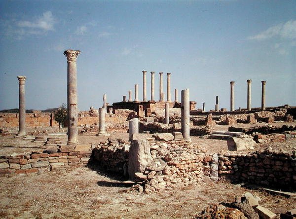 Näkymä foorumille, n. 161-162 jKr tekijältä Roman