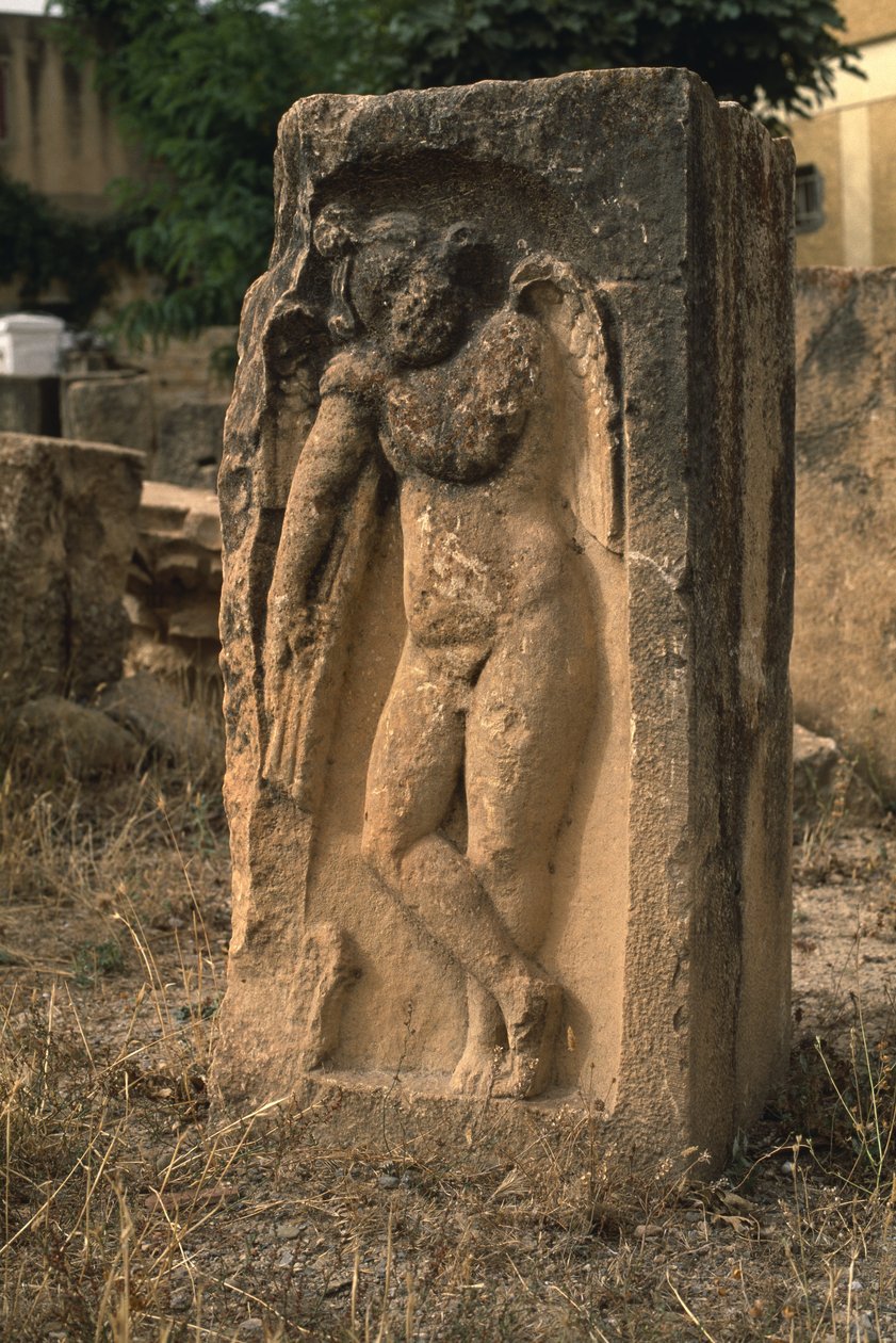 Stela siivekkäällä hahmolla tekijältä Roman Imperial Period
