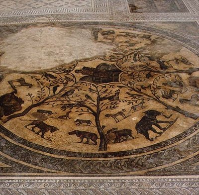Villieläimiä, roomalainen mosaiikki Orpheuksen talosta, 3. vuosisata. AD (mosaiikki) tekijältä Roman Roman