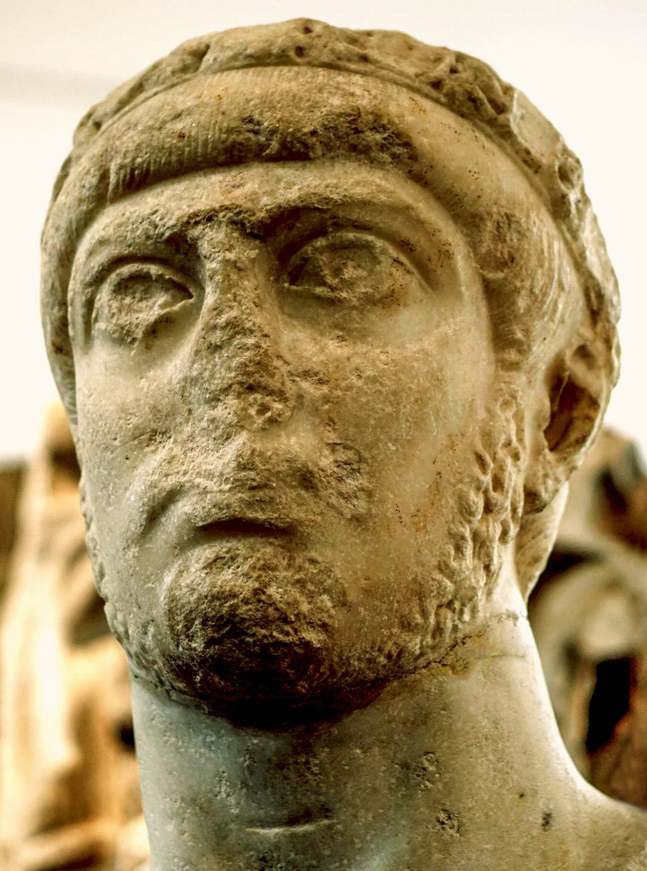 Keisari Gratianuksen rintakuva tekijältä Roman
