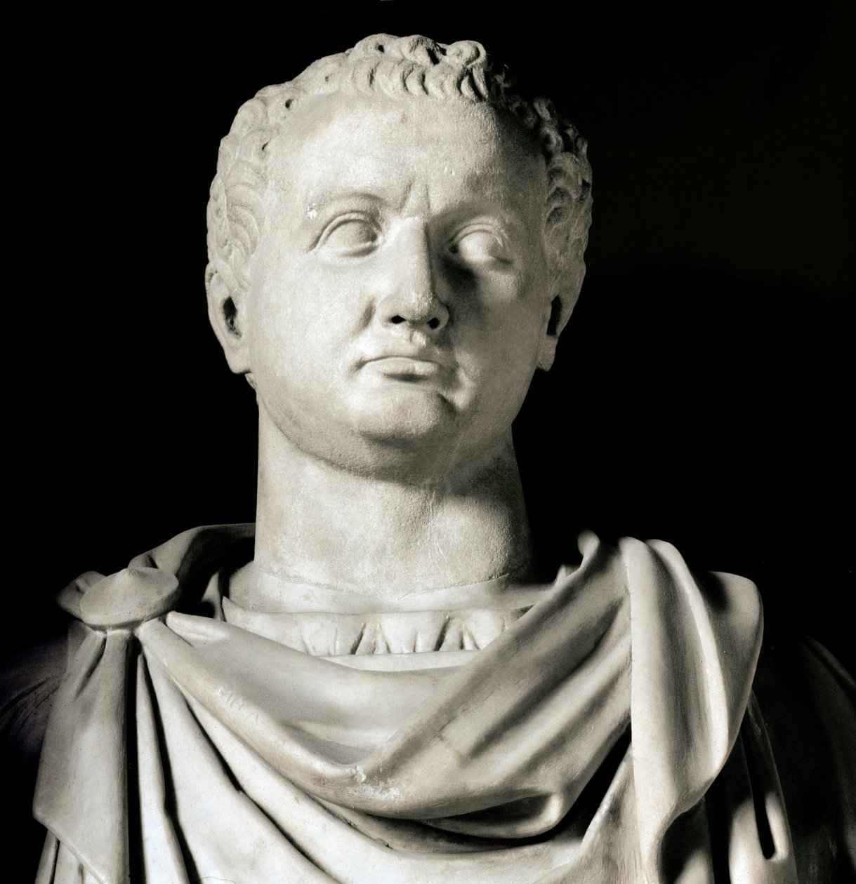 Vespasianuksen rintakuva (Titus Flavius Vespasianus) (9-79 jKr) Rooman keisari Rooma, musei capitolini - Keisari Flavius Vespasianuksen (9-79 jKr) rintakuva - Marmoriveistos, roomalainen sivilisaatio - Museo Capitolino Rooma tekijältä Roman