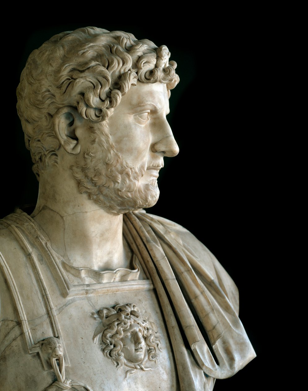 Keisari Hadrianuksen rintakuva (marmoriveistos, 2. vuosisata) tekijältä Roman