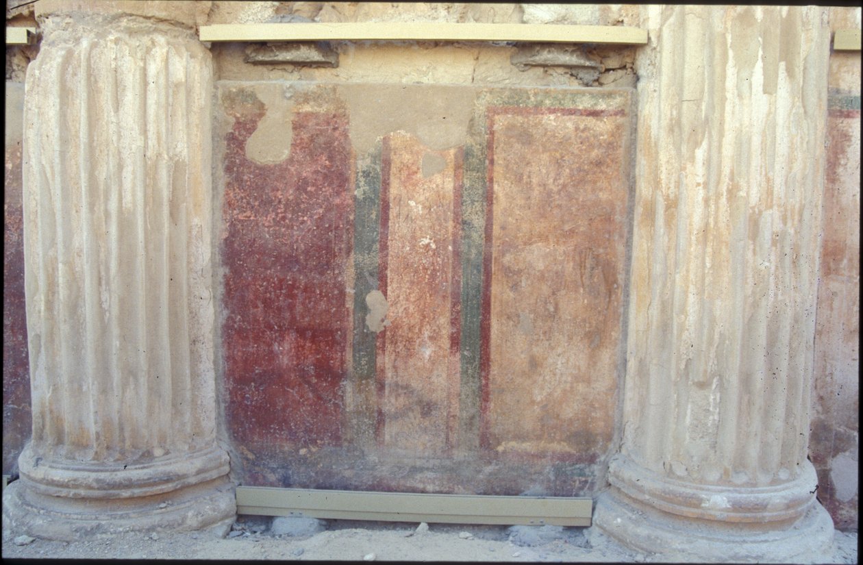 Värikkäitä seinämaalauksia Herodeksen itäisestä palatsista tekijältä Roman