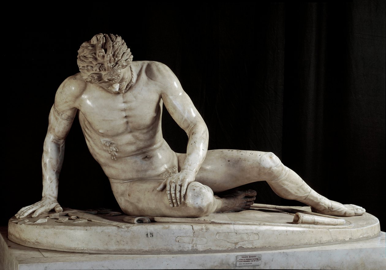 Dying Galat - The Dying Galatian - "" Dying Galatian Warrior"" Marmoriveistos Ludovisi Groupista alkuperäisen pronssin jälkeen 220-210 eKr. Aurinko. h. 93 cm Rooma, Musei Capitolini tekijältä Roman