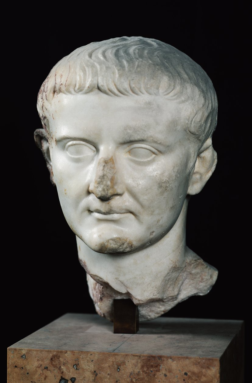 Tiberiuksen pää (n. 42 eKr.-37 jKr) (marmori) tekijältä Roman
