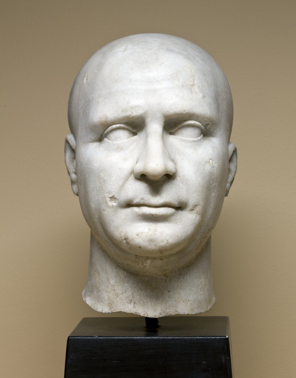 Isis-papin muotokuva, 200-luvun alku jKr. (Proconnesian marmori) tekijältä Roman