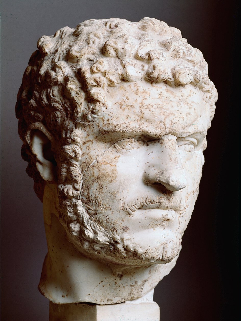 Roomalainen taide: "" Caracallan marmoripää (188-217), keisari 211-217 jKr, 211-217 jKr, Dim. 28 cm - Rooma, Palazzo dei Conservatori, Italia - Caracallan johtaja (188-217) - Marmoriveistos tekijältä Roman