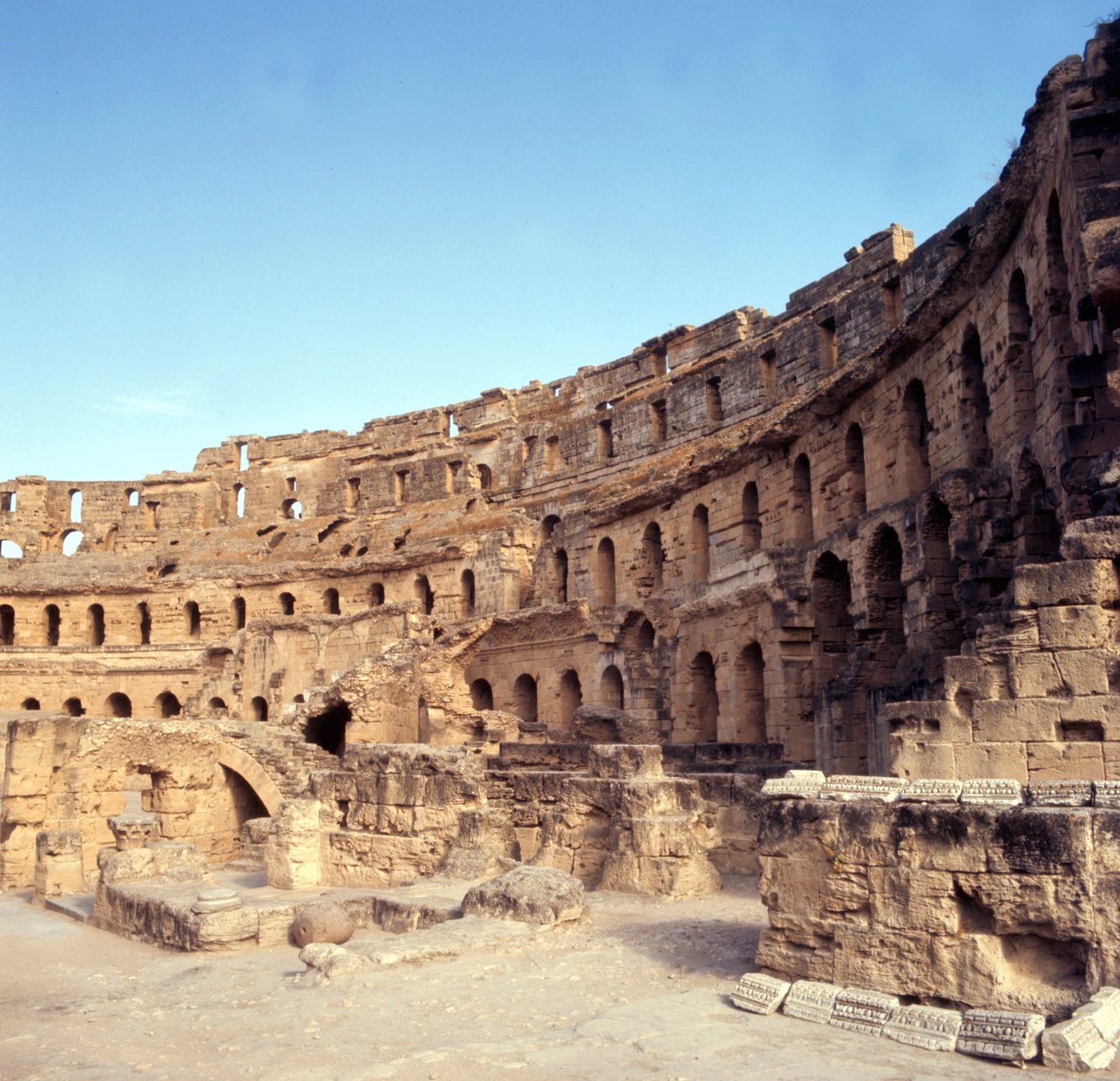 Roman Colosseum El-Djem, Tunisia. tekijältä Roman