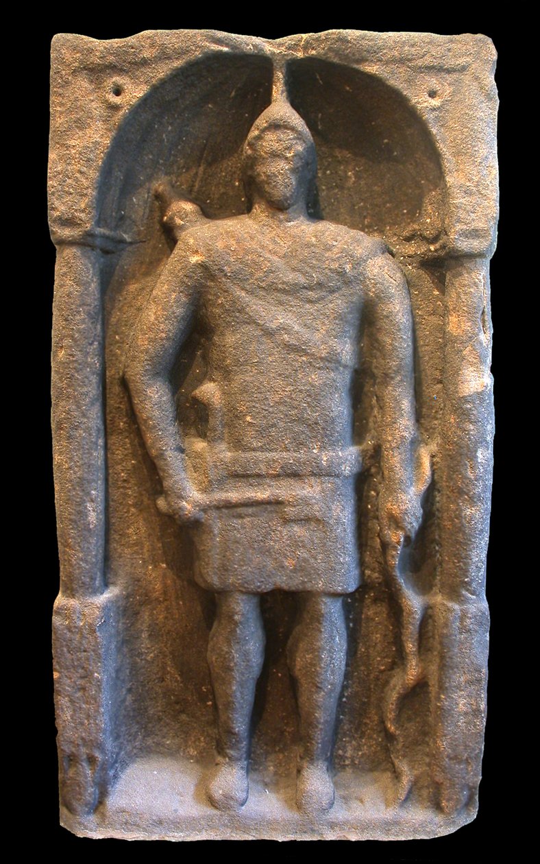 Roomalainen hautakivi, joka kuvaa hamialaista (syyrialaista) jousimiestä, noin 125-40 jKr. tekijältä Roman