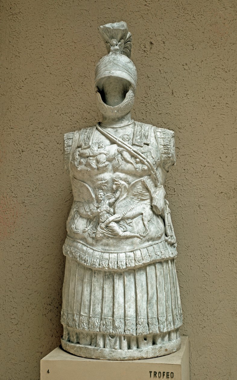 Roomalainen taide: Asepalkinto 1. vuosisadalta eKr. roomalaisen sotilaan paraatipanssarin muodossa. Rooma, museo della civilta romana tekijältä Roman