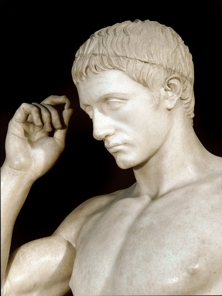 Roomalainen taide: Augustuksen veljenpojan Marcus Claudius Marcelluksen (42-23 eKr.) marmoriveistos. Yksityiskohta. Valmistaja Cleomenes Ateenalainen. noin 20 eaa. Himmeä. 190 cm Pariisi, Musee du Louvre tekijältä Roman
