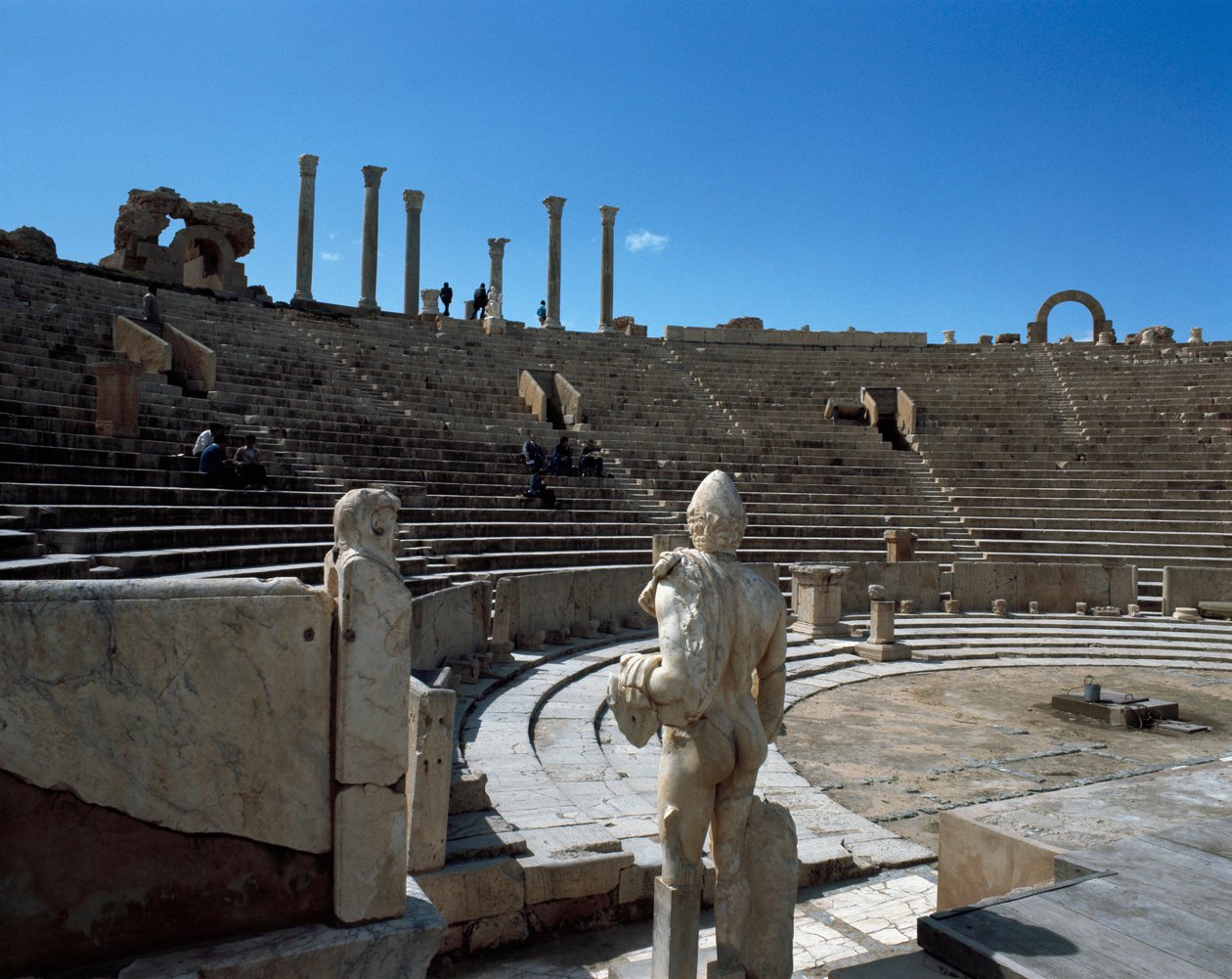 Näkymä teatterista tekijältä Roman