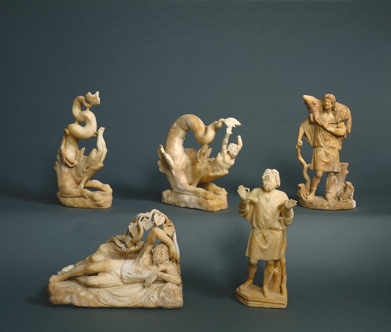 Joona nielty, Joona heitetty ylös, Joona kurpitsan alla, Joona rukoilee, 280-290 (marmori) tekijältä Roman Imperial Period