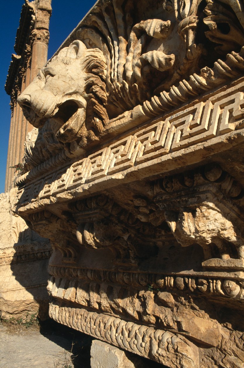 Jupiterin temppeli, entablature, korkea keisarillinen aika (27 eKr.-395 jKr.) tekijältä Roman Imperial Period