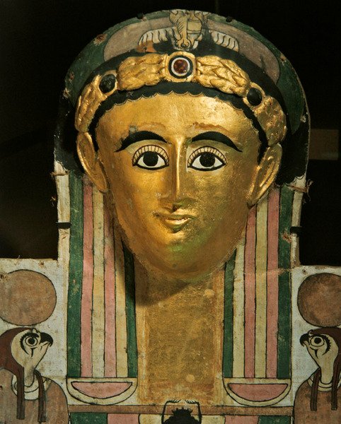 Cratesin muumiokartonkipää, Deir el-Medinasta Thebesta, 200-luvun puoliväli (maalattu pellava ja kullattu stukko) tekijältä Roman Period Egyptian