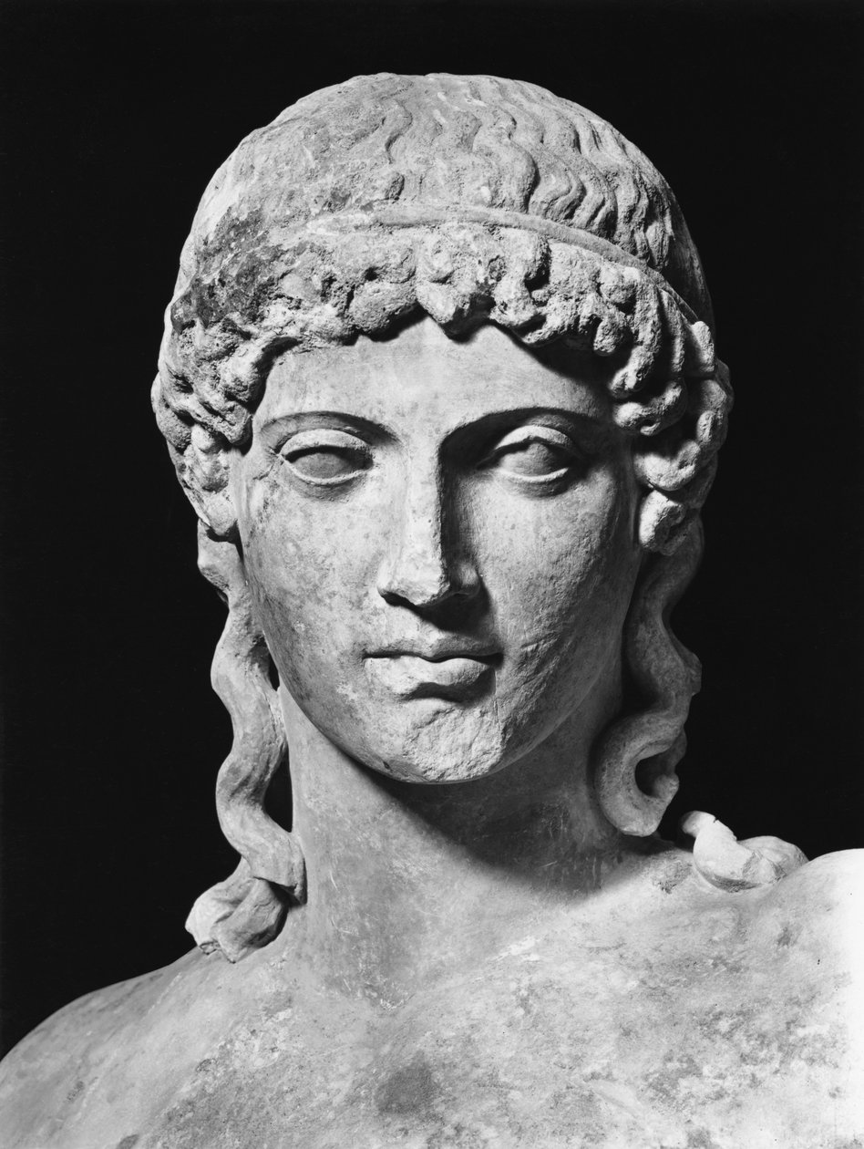 Apollo (marmori) (m/w valokuva) (yksityiskohta) tekijältä Roman Roman